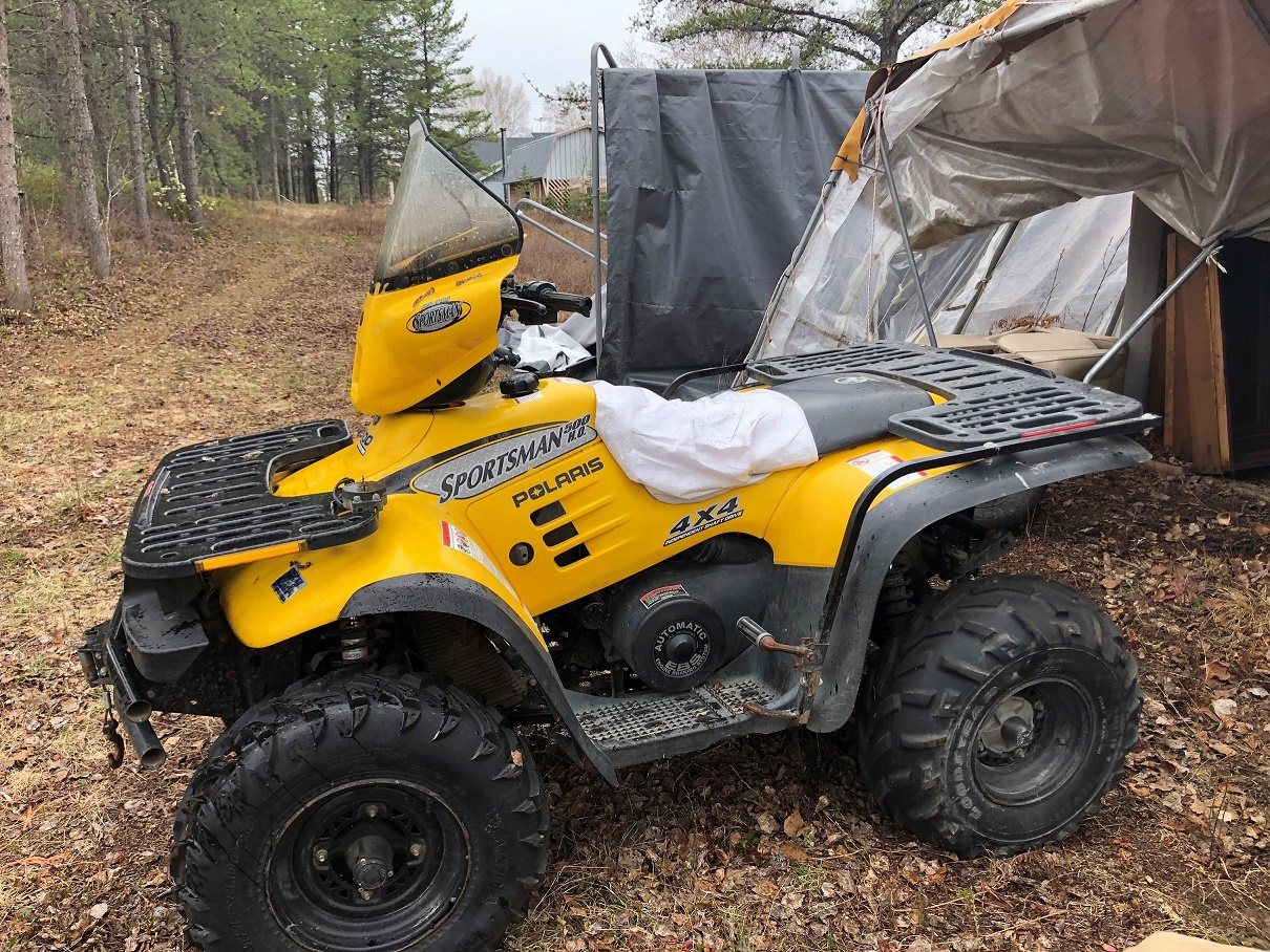 VTT POLARIS SPORTSMAN 500 2001