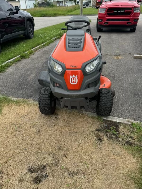 Tracteur à gazon Husqvarna
